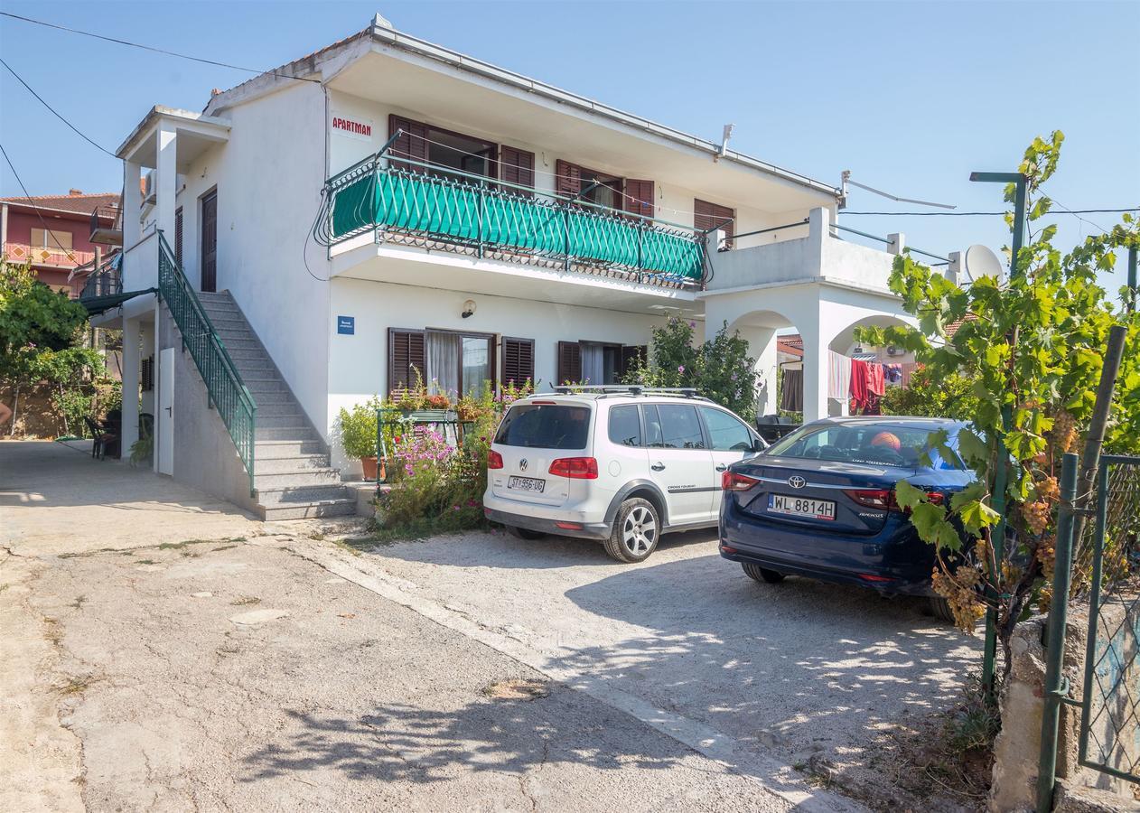 Apartment Vinka Trogir Buitenkant foto
