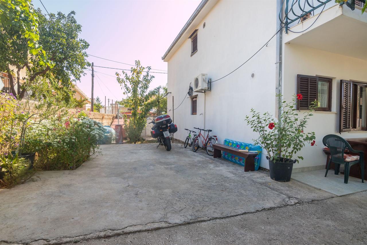 Apartment Vinka Trogir Buitenkant foto